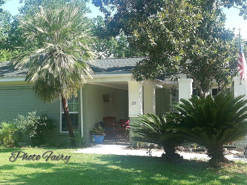 1st image of 217 Meadowlawn Ave