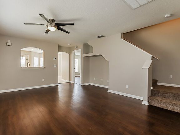 5th image of 7450 Oxford Garden Cir