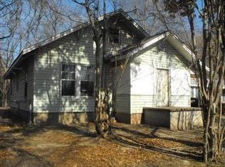 1701 W 12th Ave, Pine Bluff, AR 71603