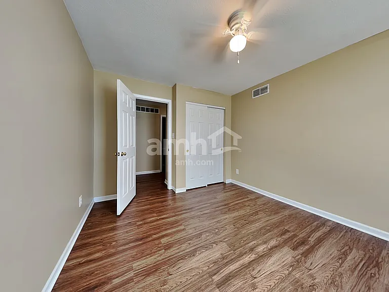 6401 Sharps Ridge Ct — Photo 15