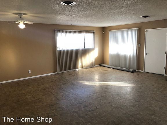 2nd image of 868 W Bartlett Ave