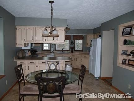 kitchen
						:
						all remodeled 2007
