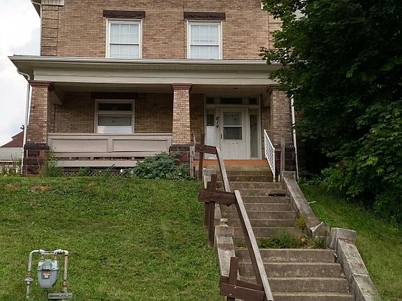 2nd image of 814 E Brady St #1