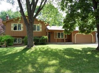 14716 Dory Ct, Apple Valley, MN 55124