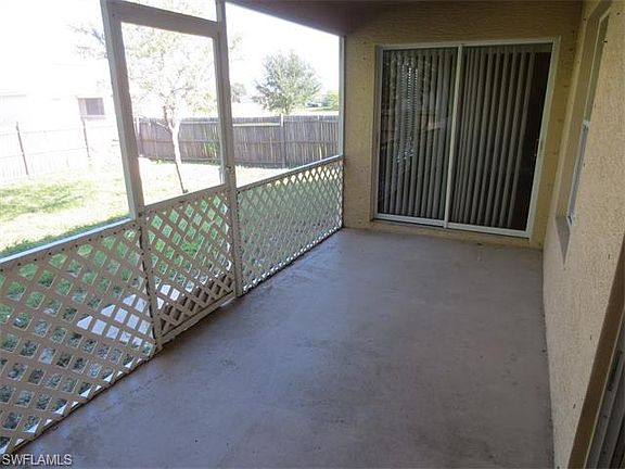 4th image of 1006 NE 7th Pl
