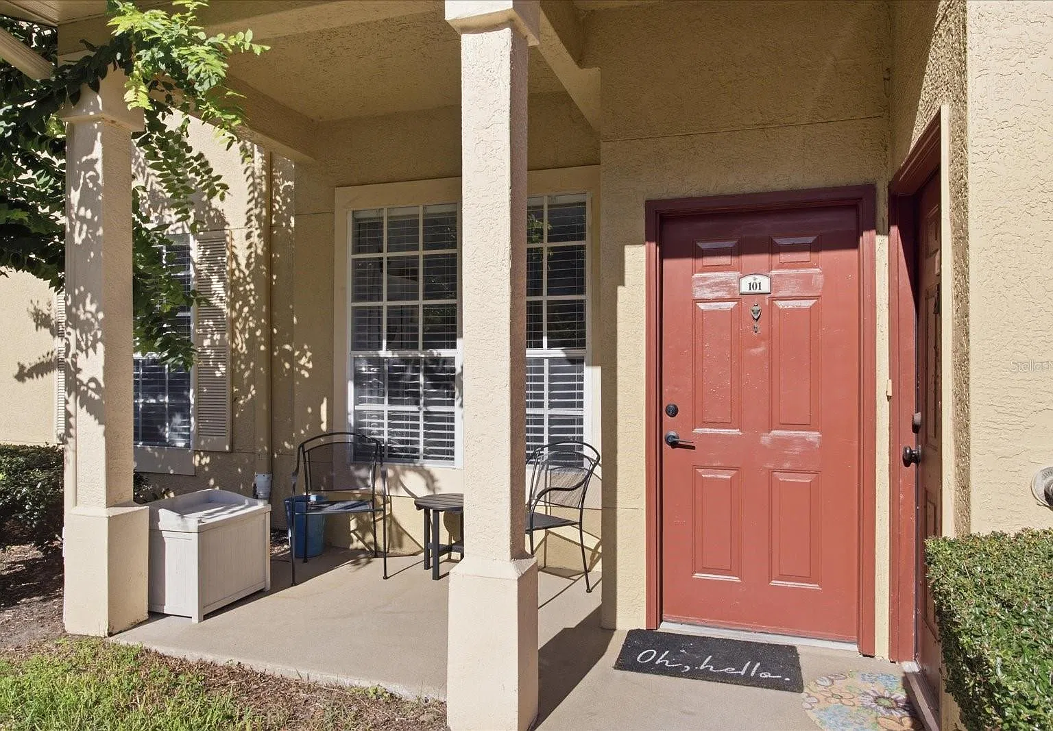 1 bed, 1.0 bath, 826 sqft, $1,350 — Photo 2