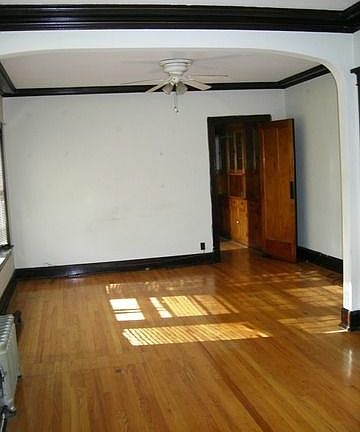 2nd image of 2906 W Eastwood Ave #2