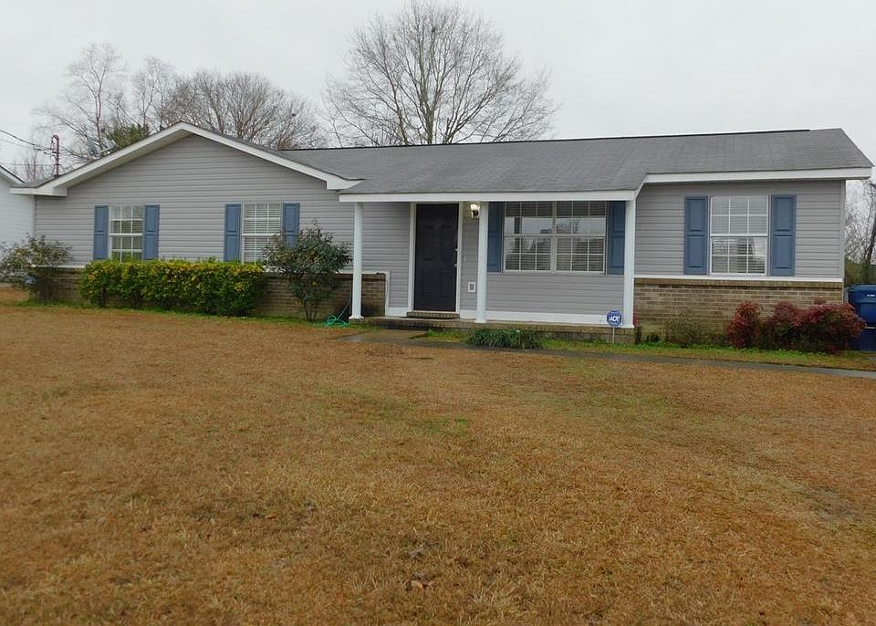 1st image of 217 Dahlia Dr