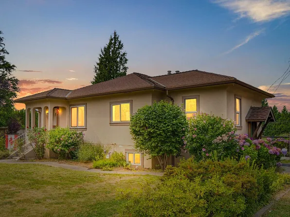 32843 Huntingdon Rd, Abbotsford, BC V2S 7Z4