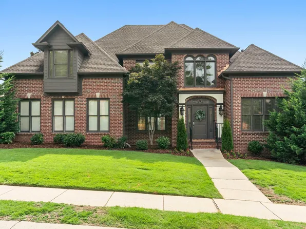 4942 Crystal Cir, Birmingham, AL 35226