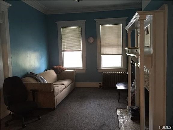 4th image of 21 Livingston Ave