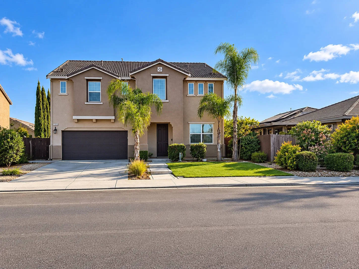 5 bed, 3.5 bath, 2927 sqft, $3,695 — Photo 1