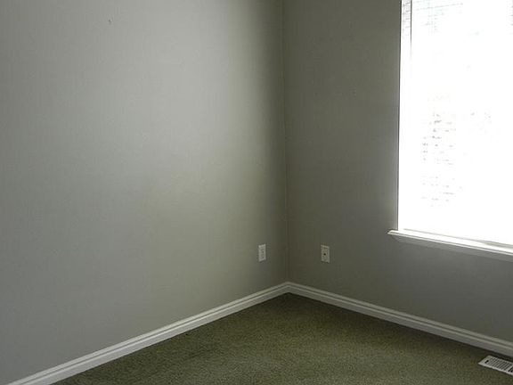3rd image of 3170 W Davencourt Loop