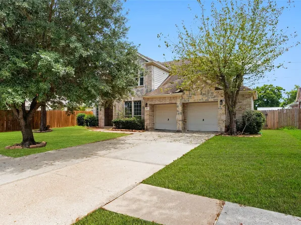 3011 Grand Lakeview Dr, Spring, TX 77388