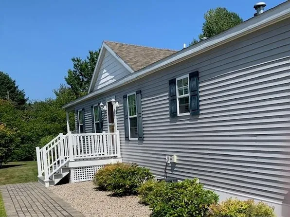 214 Mackerel Avenue, Portsmouth, NH 03801