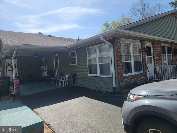 11B Walnut Rd, Manahawkin, NJ 08050
