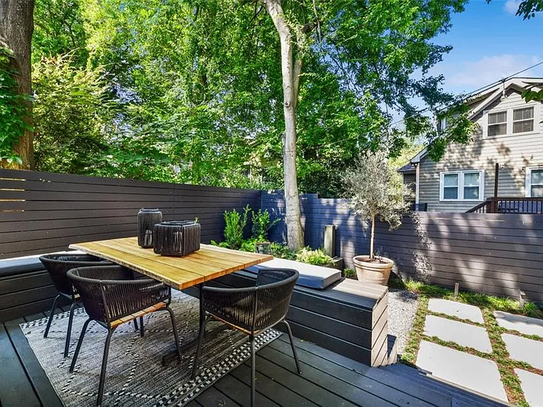 222 Lampkin St NE — Photo 34