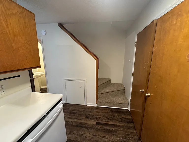 2918 Faversham Pl — Photo 7