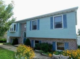 1008 Crown St, Mount Airy, MD 21771