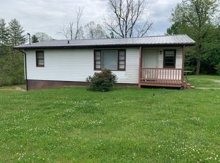 2128 W Beaver Creek Dr, Powell, TN 37849