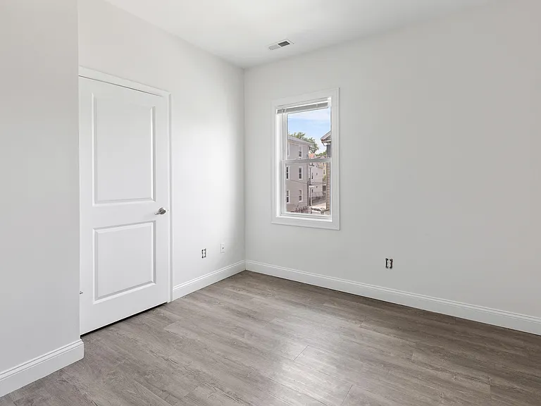 14 Trenton St #STREET2 — Photo 16