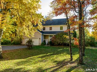 33 Stone Fences Ln, South Kent, CT 06785