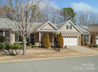 6720 Cinnamon Cir, Charlotte, NC 28227