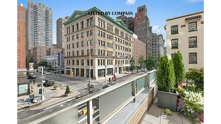 Sold by Compass | media 10