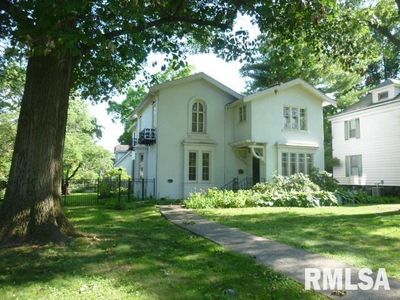 839 Grove St, Jacksonville, IL, 62650