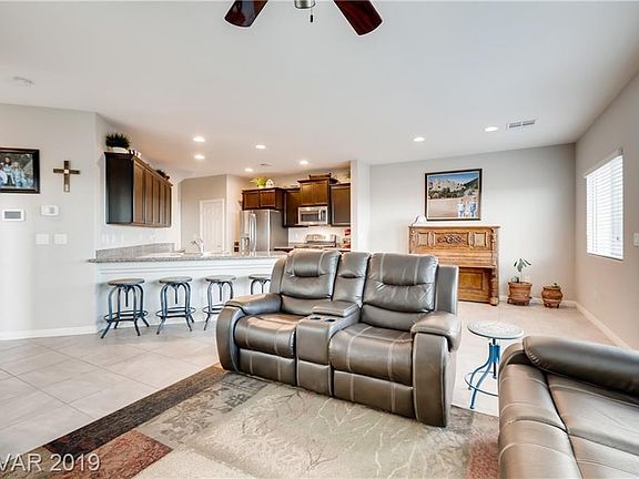 4th image of 6760 Byron Bay Ct
