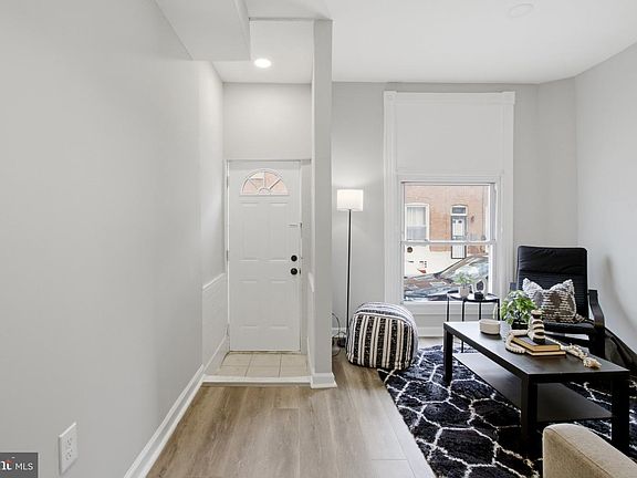 5th image of 814 N Rose St
