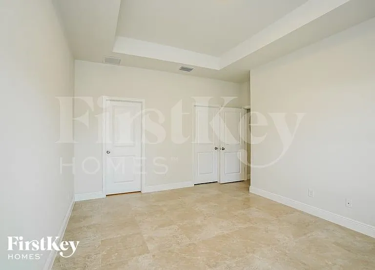 1706 NW 28th St — Photo 9