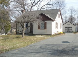 14 Pleasant View Ave, Washington, NJ 07882