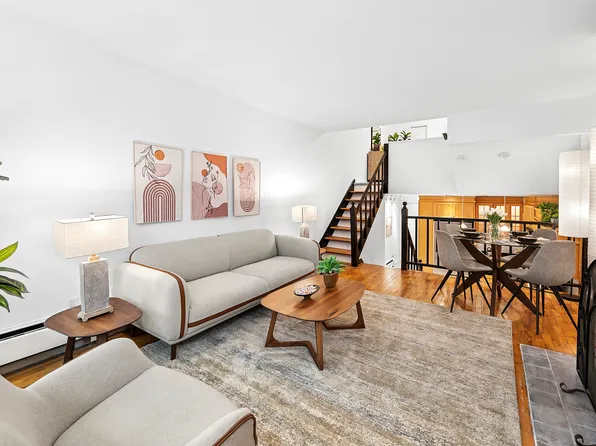 49 East 12th Street image 1 of 9