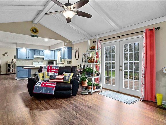5th image of 5422 Park Dr