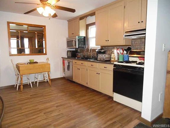 5th image of 3126 Sadlo Dr