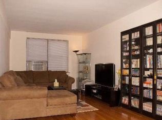 2808 141st St APT 4E, Flushing, NY 11354