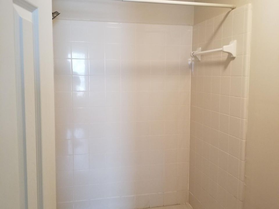 1st image of 345 Pecan Grove Dr