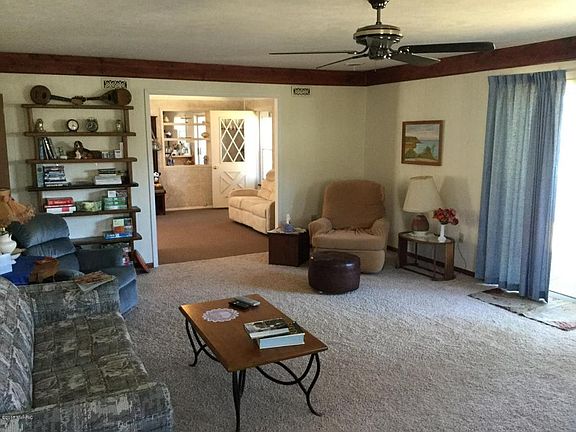 4th image of 3523 N Shore Dr