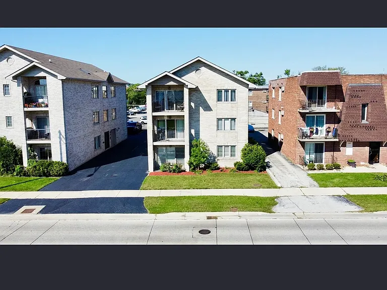 10620 Central Ave #3B — Photo 2
