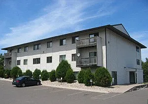 Edgecliff Apartments — Photo 2