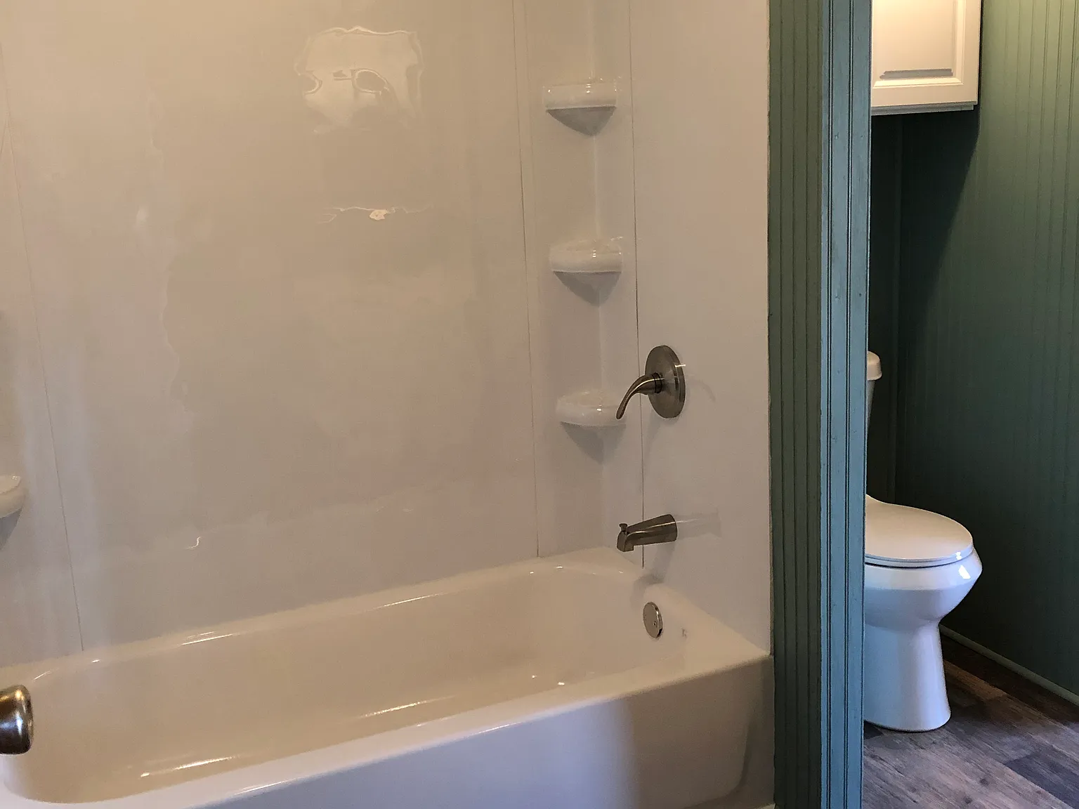2 bed, $1,000 — Photo 1