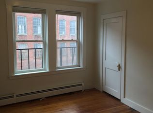 29 Main St, Biddeford, ME 04005