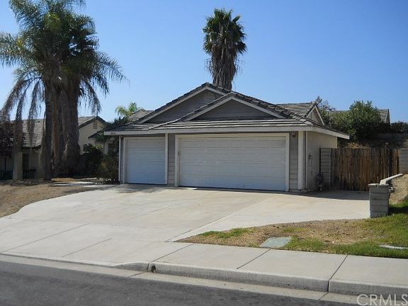 3rd image of 39535 Diego Dr