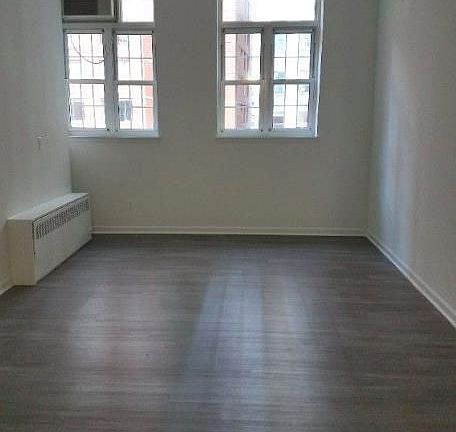 3rd image of 33 Gold St APT 210