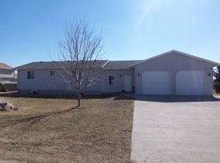 400 Redmond Rd W, Aurora, SD 57002