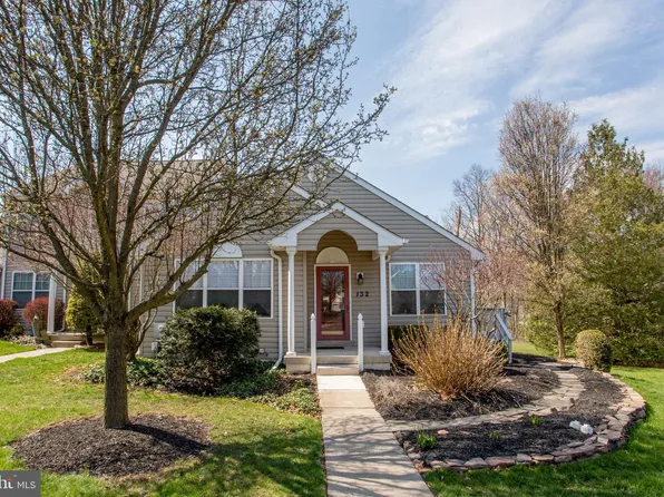 132 Galway Cir, Chalfont, PA 18914