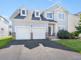 10 Willocks Cir, Somerset, NJ 08873