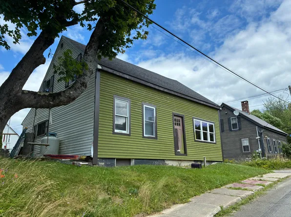 31 Shackford Street, Eastport, ME 04631