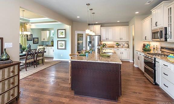 4th image of 3670 Lavender Ln
